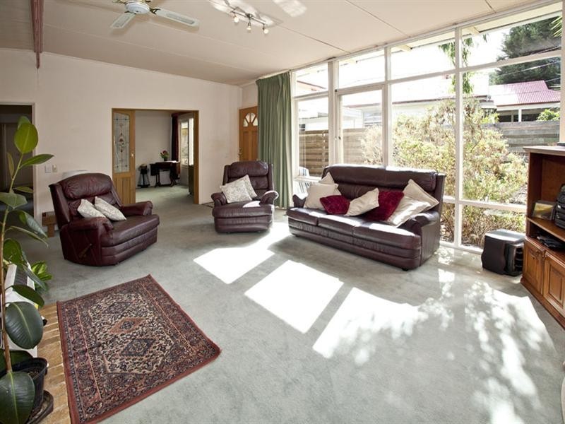 9 Fiander Avenue, Glen Waverley VIC 3150