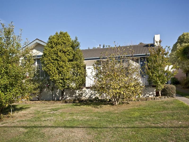 43 Grantley Drive, Glen Waverley VIC 3150