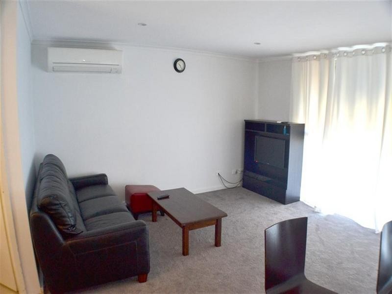 1/10 Westerfield Drive, Notting Hill VIC 3168