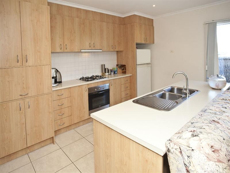 89 Sovereign Manors Crescent, Rowville VIC 3178