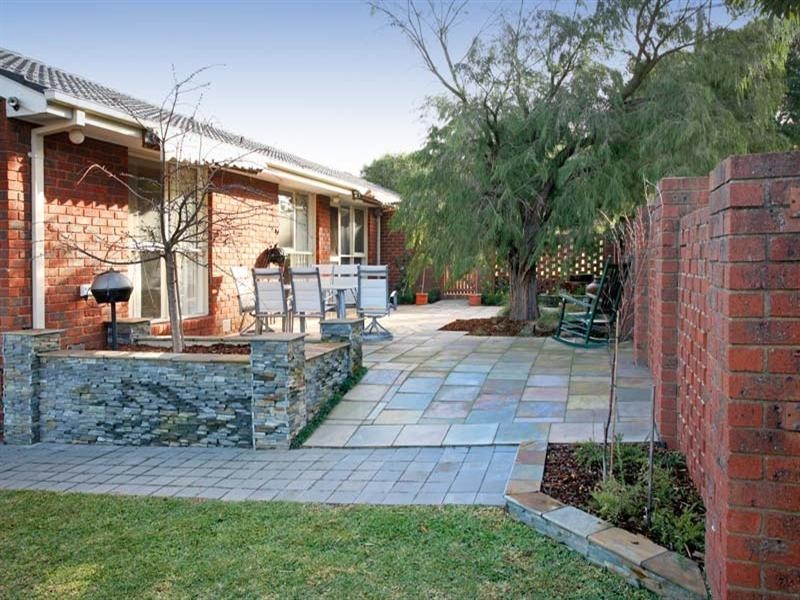 2 Yandell Close, Vermont South VIC 3133
