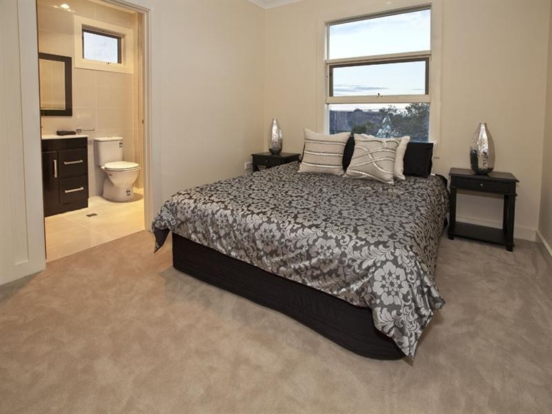 21 Grace Park Avenue, Springvale VIC 3171