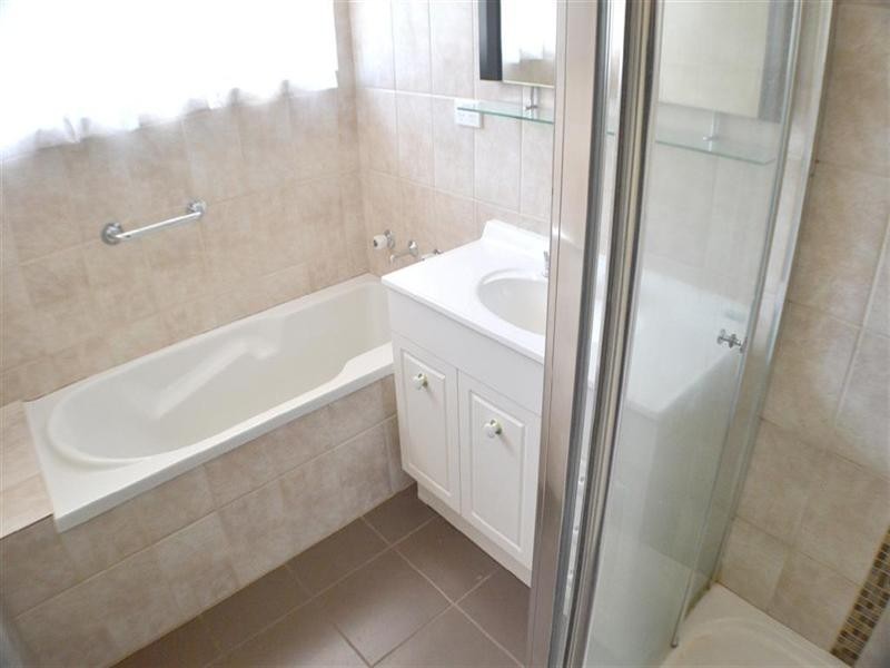 1 Booran Avenue, Glen Waverley VIC 3150