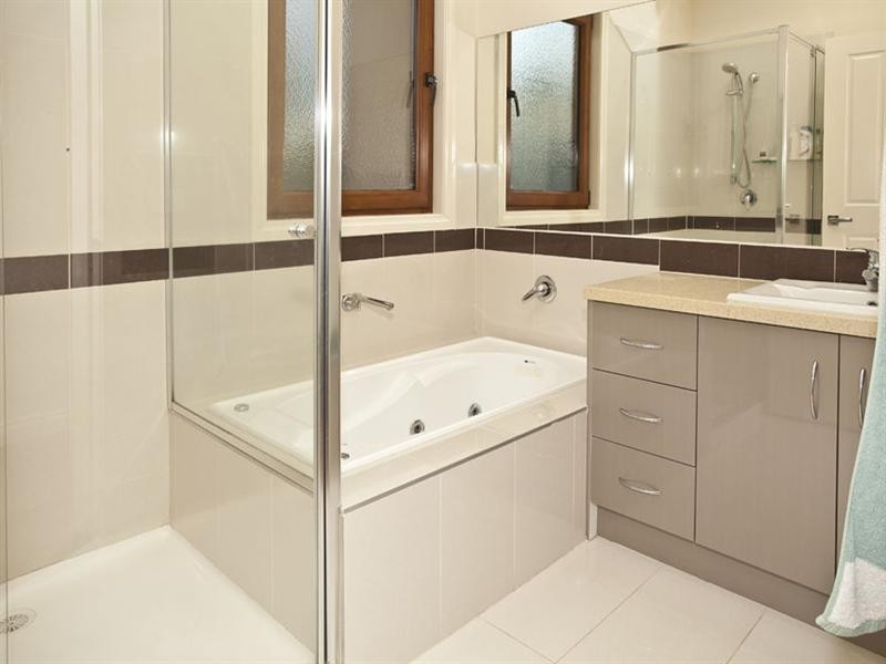 1/21 Dion Road, Glen Waverley VIC 3150