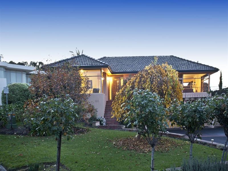 5 Skye Court, Glen Waverley VIC 3150