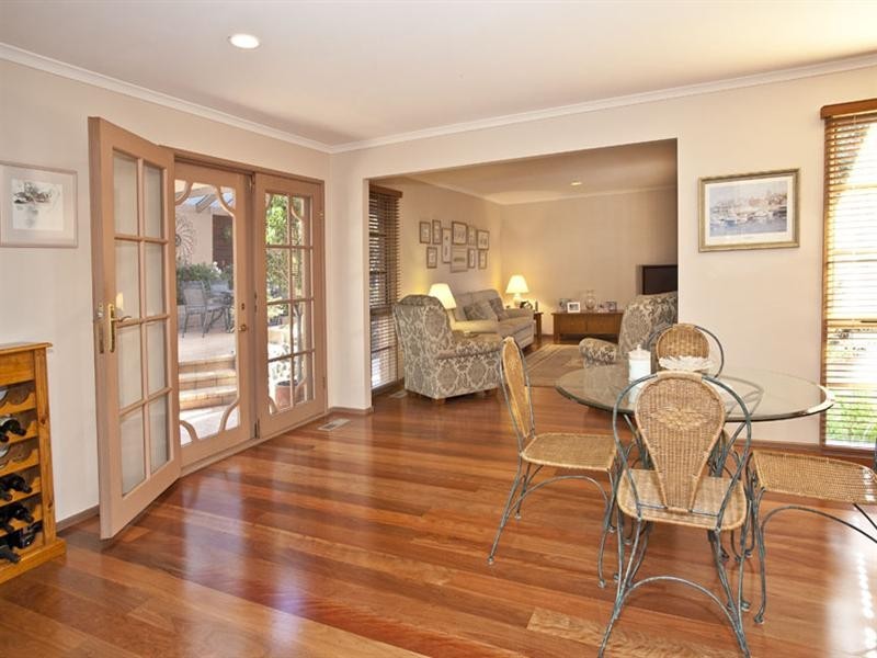 6 Moonstone Court, Wheelers Hill VIC 3150