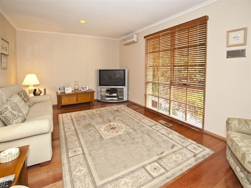 6 Moonstone Court, Wheelers Hill VIC 3150