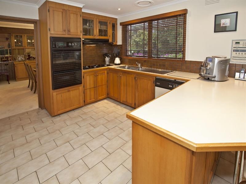 46 Alex Avenue, Wheelers Hill VIC 3150