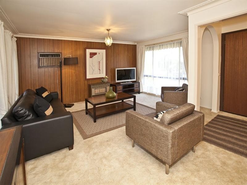 15 Brahmin Avenue, Wheelers Hill VIC 3150