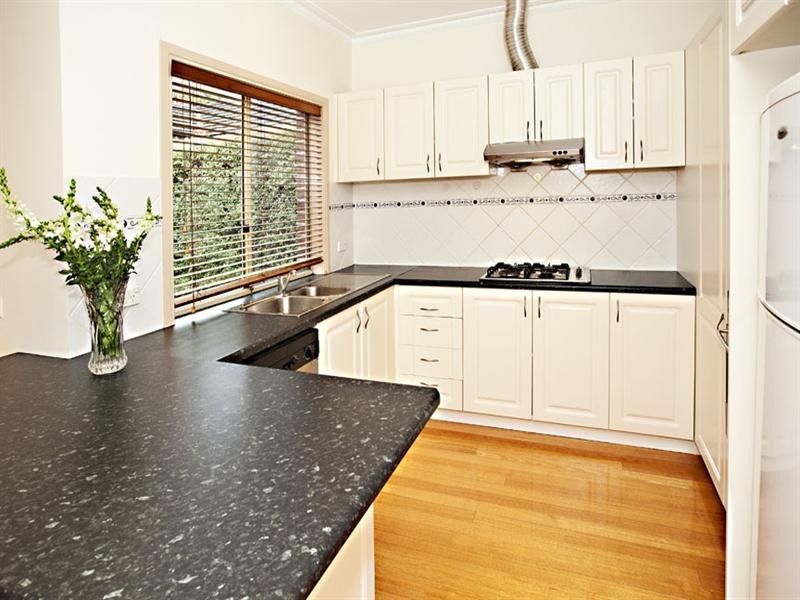 1/14 Richard Street, Glen Waverley VIC 3150