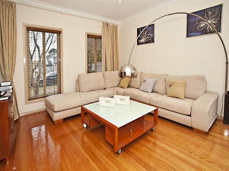 1/14 Richard Street, Glen Waverley VIC 3150