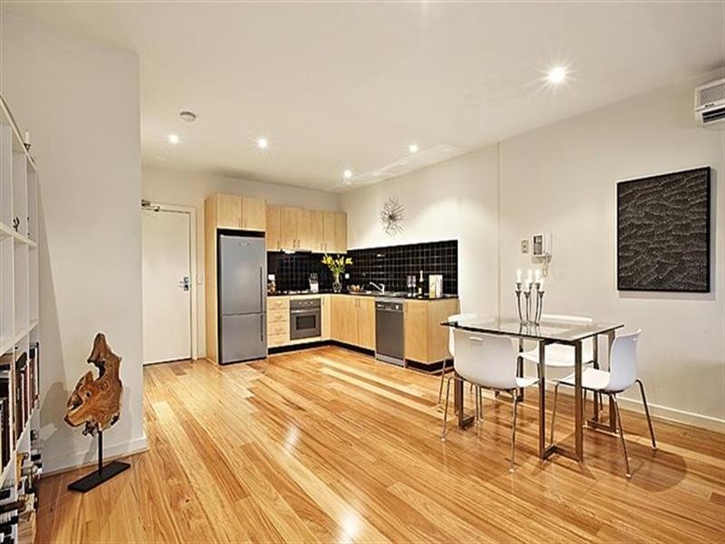 9/2-4 Park Road, Surrey Hills VIC 3127
