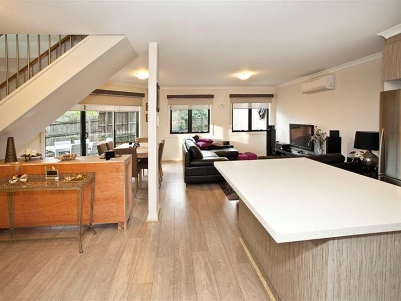 2/5 Green Avenue, Mulgrave VIC 3170