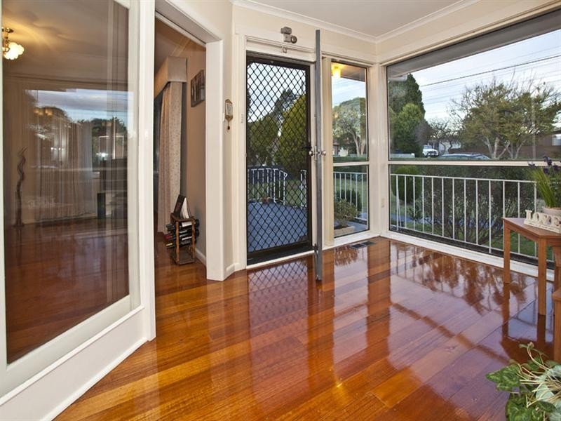 13 Johnson Drive, Glen Waverley VIC 3150