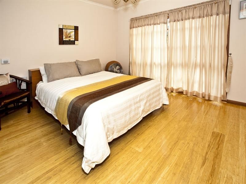 1/1 Rolls Court, Glen Waverley VIC 3150