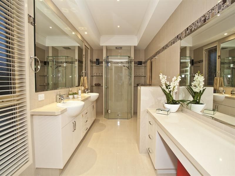 18 Kwinana Street, Glen Waverley VIC 3150