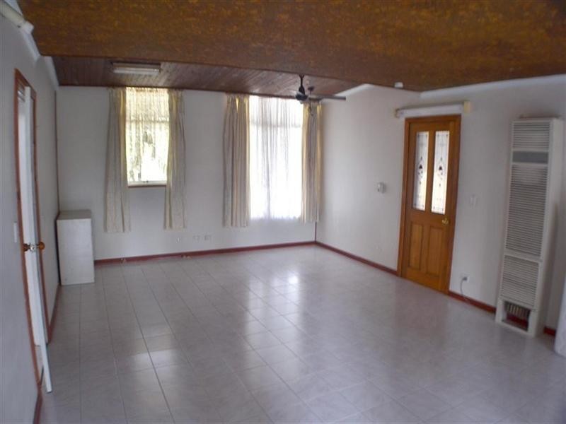 513 Ferntree Gully Road, Glen Waverley VIC 3150