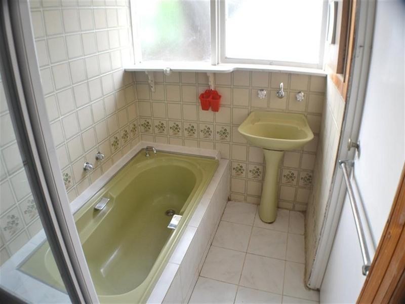 513 Ferntree Gully Road, Glen Waverley VIC 3150