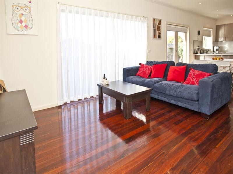 2/356 Station Street, Box Hill South VIC 3128