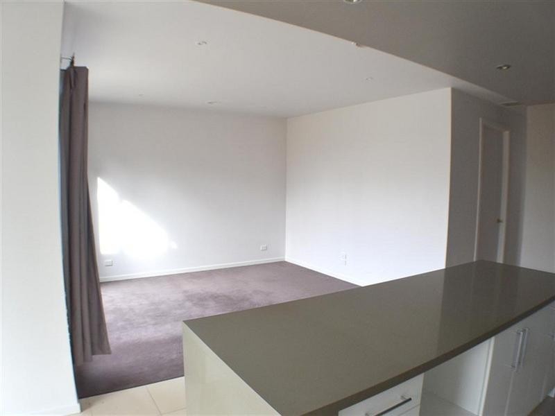 35 Autumn Terrace, Clayton South VIC 3169