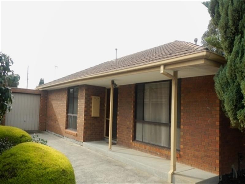 1/7 Tara Place, Dandenong North VIC 3175