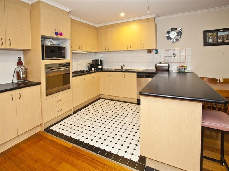 62 Burlington Street, Oakleigh VIC 3166