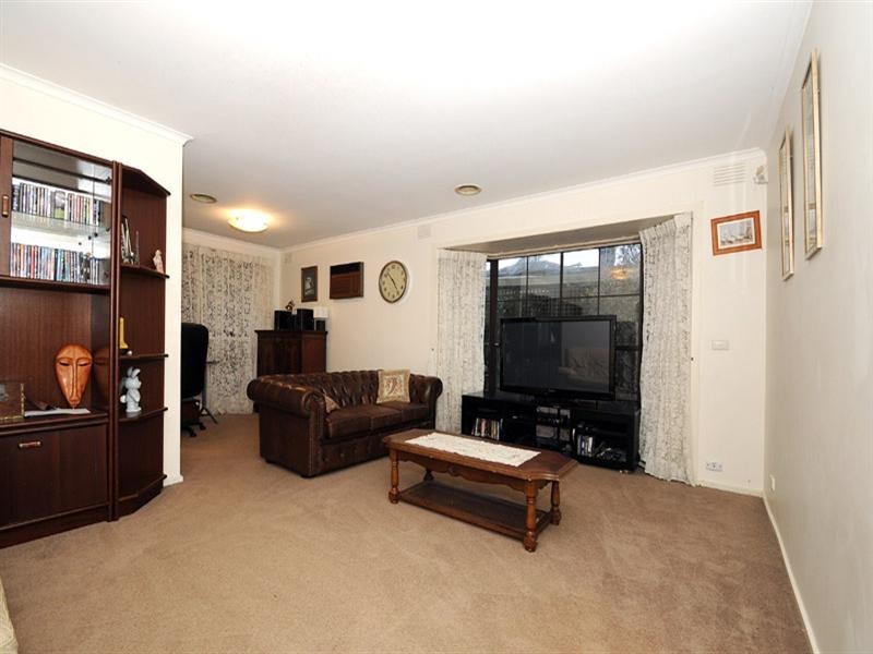 19 Sunrise Drive, Mulgrave VIC 3170