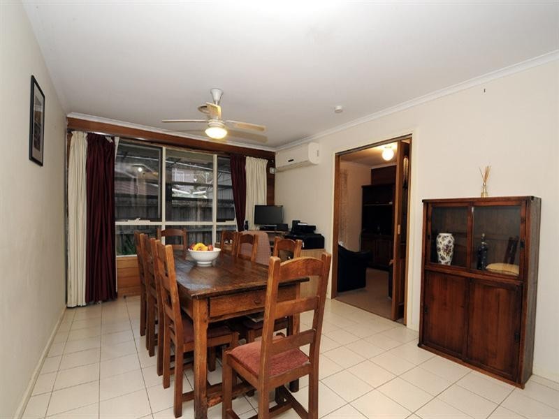 19 Sunrise Drive, Mulgrave VIC 3170