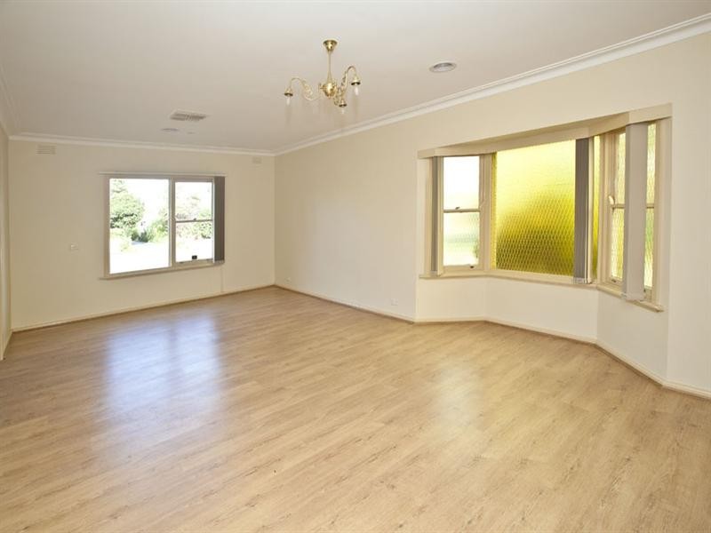 21 Monterey Avenue, Glen Waverley VIC 3150