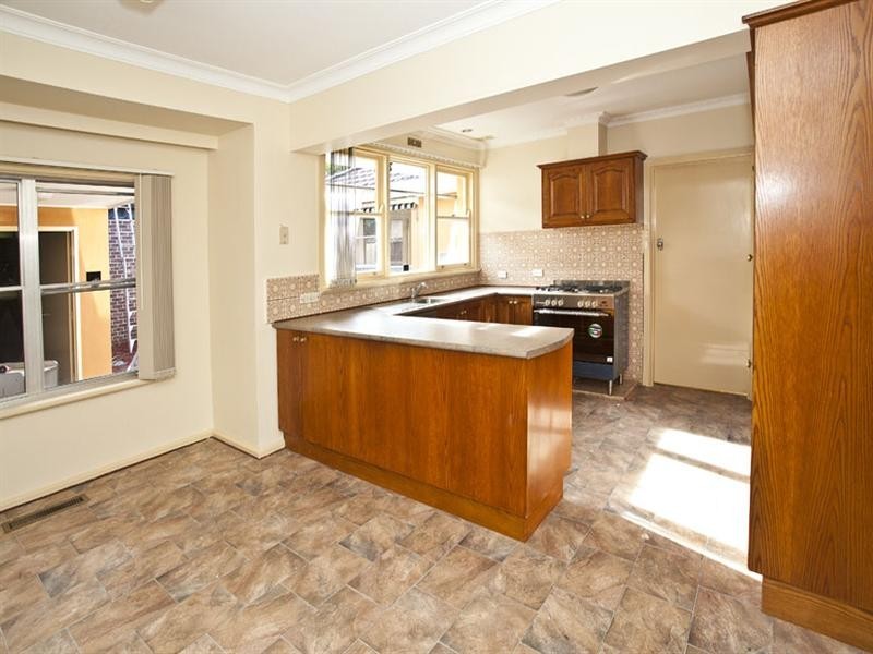 21 Monterey Avenue, Glen Waverley VIC 3150