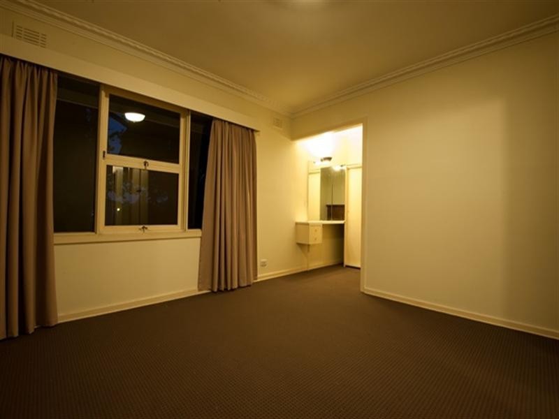 21 Falconer Street, Glen Waverley VIC 3150