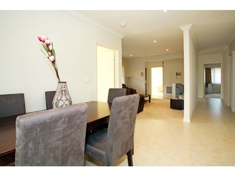 1/12 Marbray Drive, Glen Waverley VIC 3150