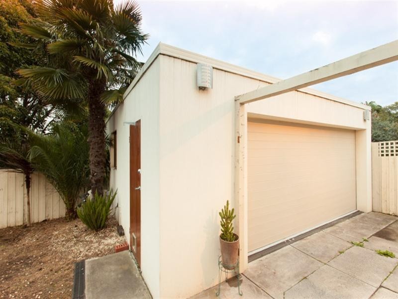 8 Julius Crescent, Noble Park North VIC 3174