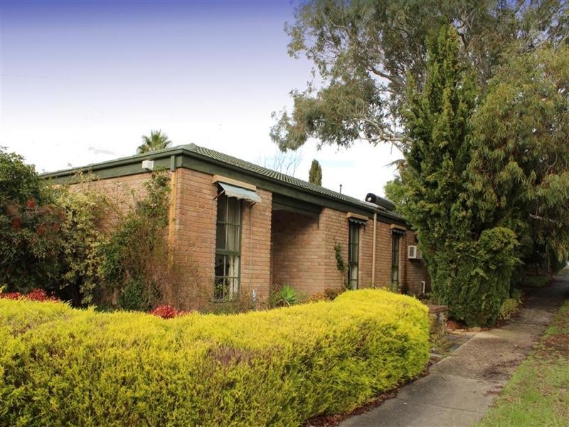36 Petronella Avenue, Wheelers Hill VIC 3150