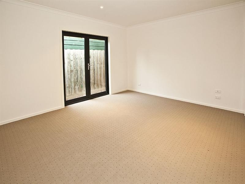 2/20 Baird Street, Mulgrave VIC 3170