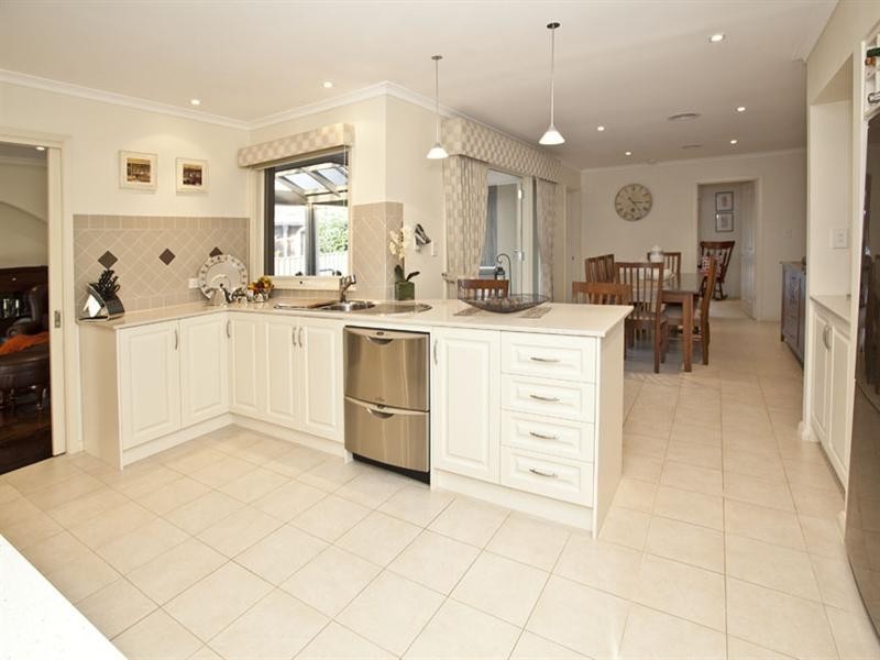 248 Hawthorn Road, Vermont South VIC 3133