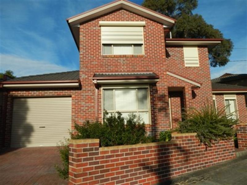 48 Chancellor Drive, Wheelers Hill VIC 3150