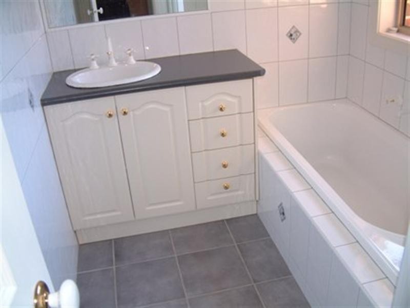 48 Chancellor Drive, Wheelers Hill VIC 3150