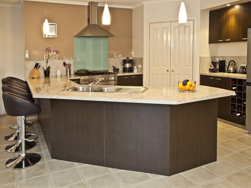 7 Highgate Way, Rowville VIC 3178