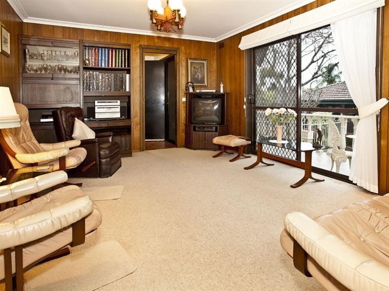 1 Penhurst Court, Glen Waverley VIC 3150