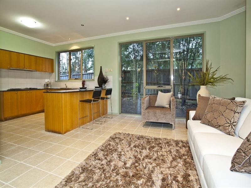 8 Lakeview Court, Glen Waverley VIC 3150