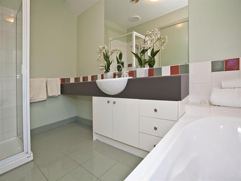 8 Lakeview Court, Glen Waverley VIC 3150