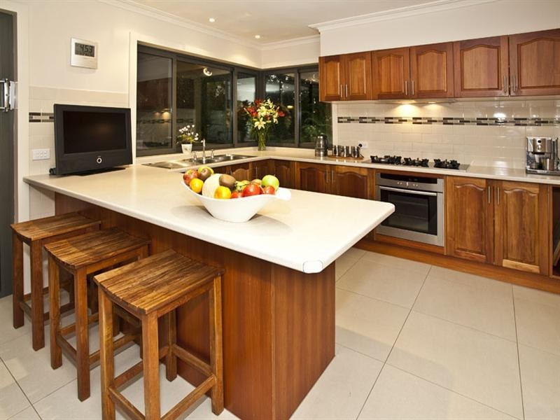 6 Penhurst Court, Glen Waverley VIC 3150