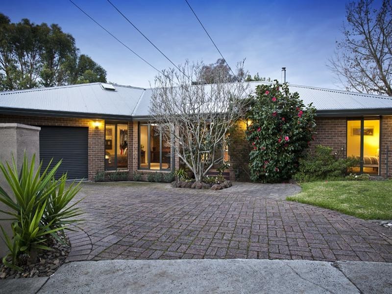 6 Penhurst Court, Glen Waverley VIC 3150