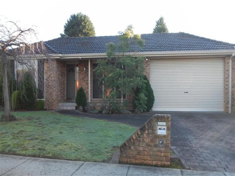 12 Janina Court, Wheelers Hill VIC 3150