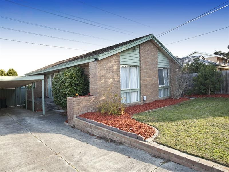 38 Whitehaven Crescent, Mulgrave VIC 3170
