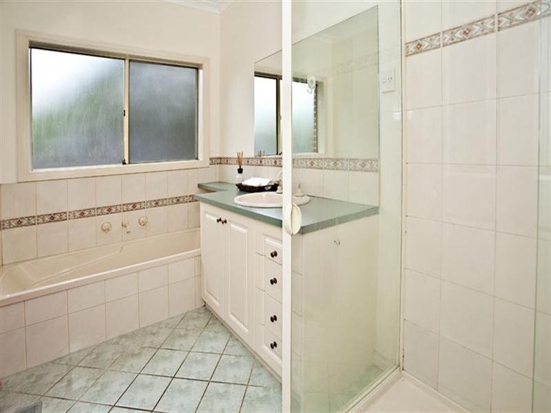 1/14 Richard Street, Glen Waverley VIC 3150