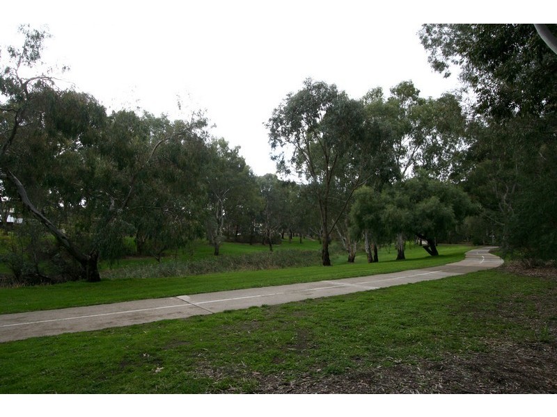 33a Packer Crescent, Paradise SA 5075