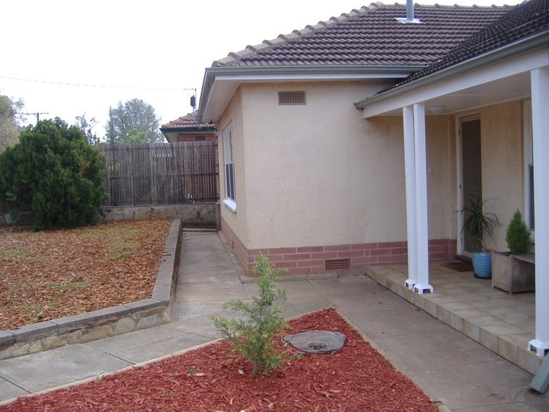 15 Tarnham Road, Seacombe Heights SA 5047