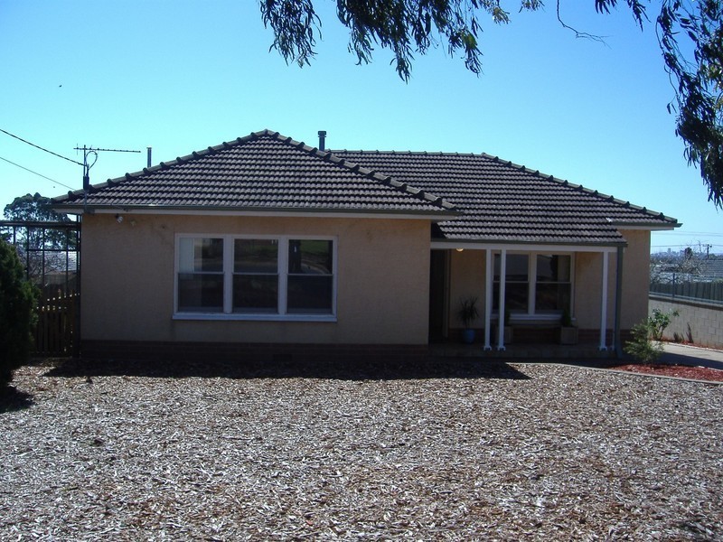 15 Tarnham Road, Seacombe Heights SA 5047